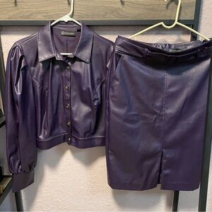 NWT ladies 2 piece faux leather skirt suit